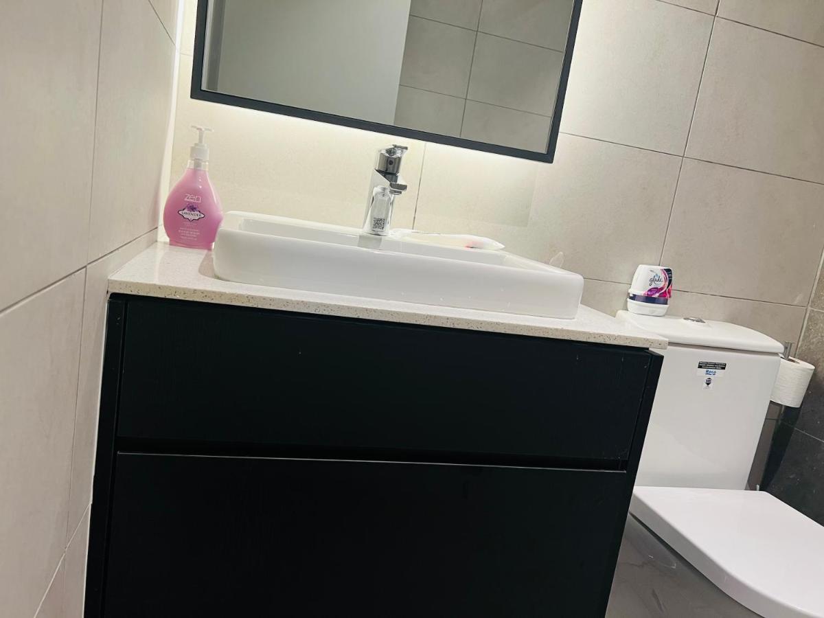 The Axon Suites Bukit Bintang By Cozy Stay Куала Лумпур Екстериор снимка